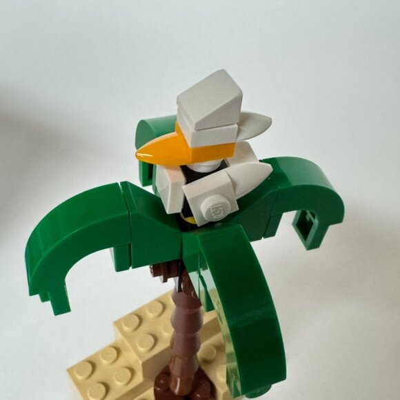 Lego 7346 Creator Seaside House Building Complete 3-in-1 Beach Sand Castle Crab - Picture 7 of 8